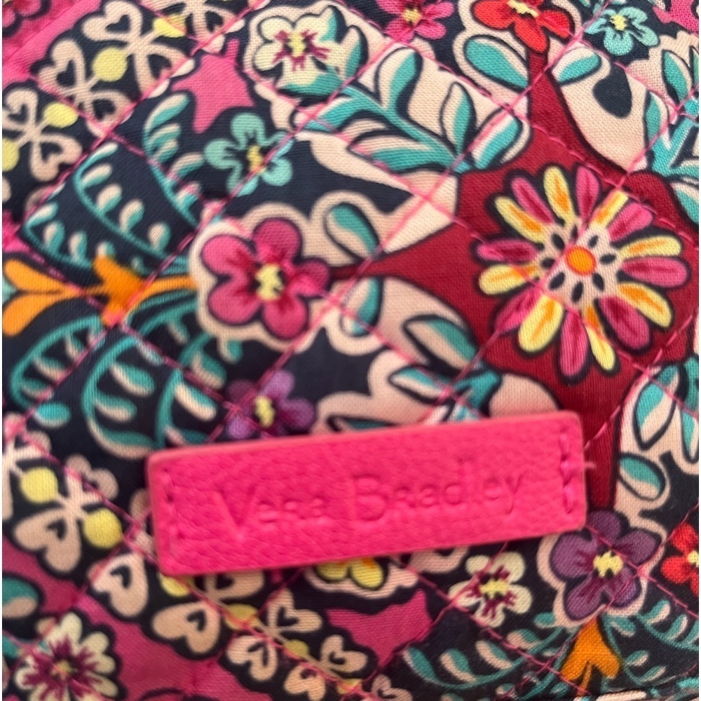 Vera Bradley women’s kaleidoscope crossbody purse bag zip closure pockets - Picture 5 of 9